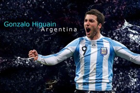 2026世界杯转播权FIFA报价2.5亿美元-宁回归创神迹，西班牙队极限冲锋—双线传奇交相辉映